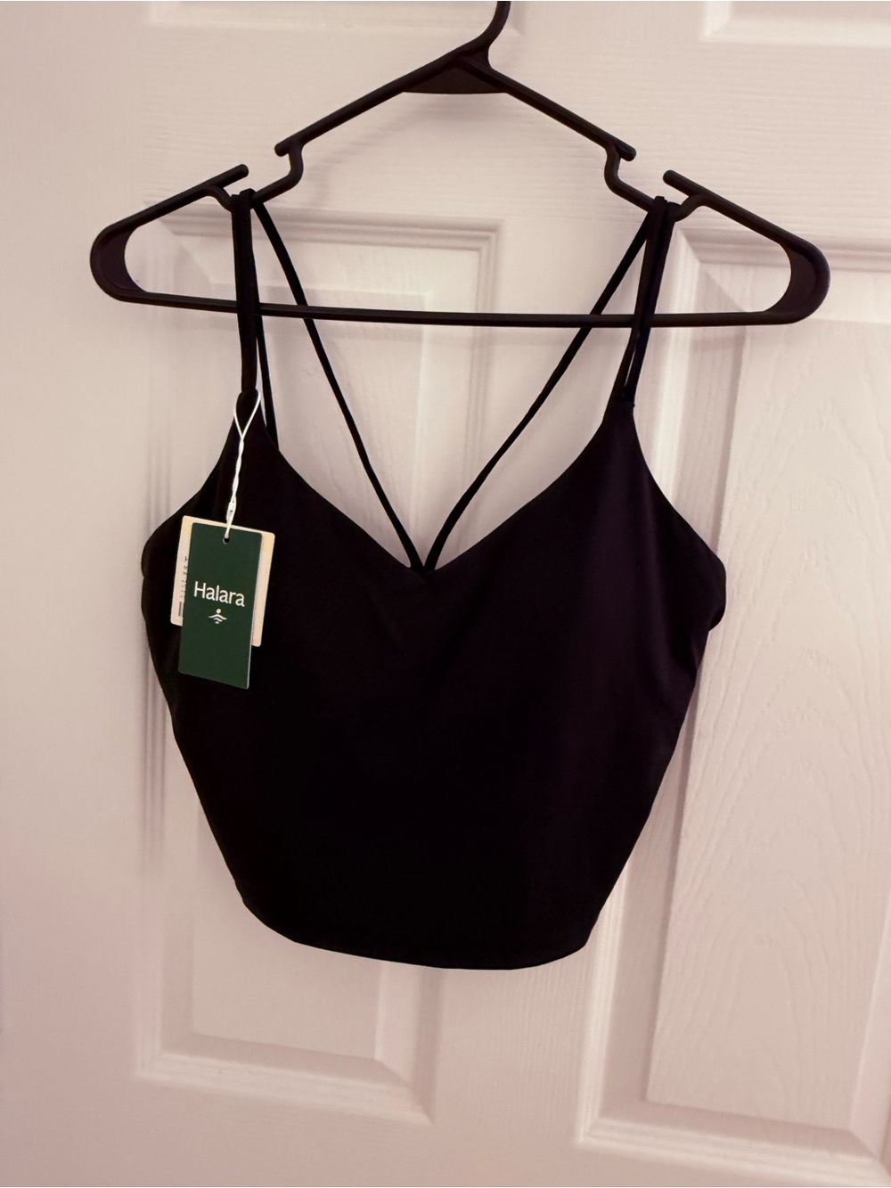 HALARA Black Strappy V-Neck Camisole